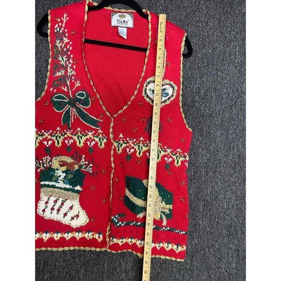 Tiara Christmas Embellish Embroidered Sweater Vest Red Women’s Large VINTAGE - Picture 7 of 7